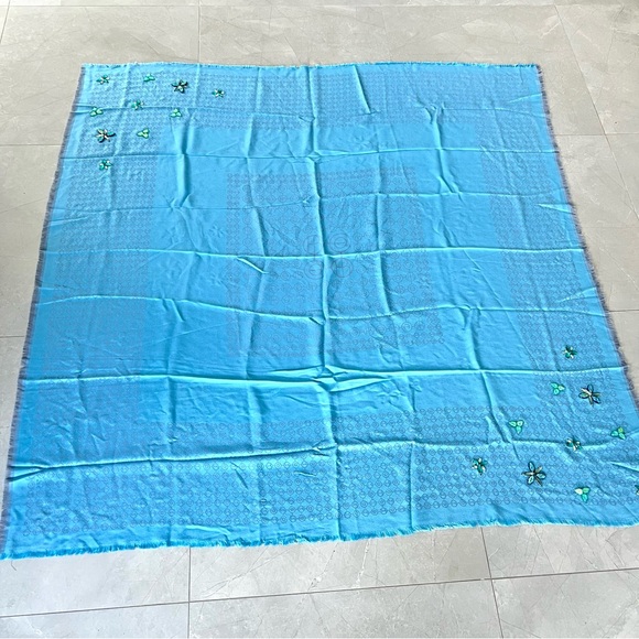 HENRI BENDEL Two Tone Blue Monogram Beaded 100% Silk Extra Long Wrap Shawl Scarf - Picture 11 of 14